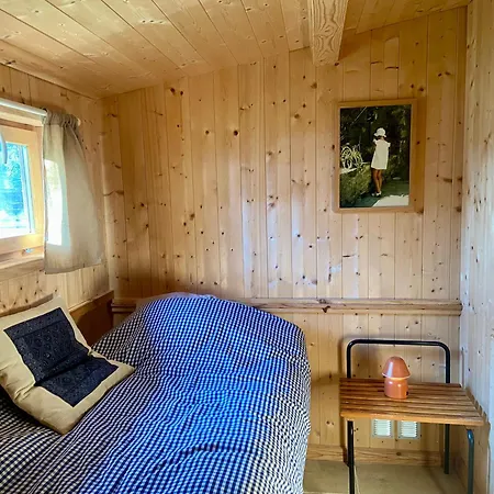 Le Bon Chemin Stockholm Sainte-Nathalène