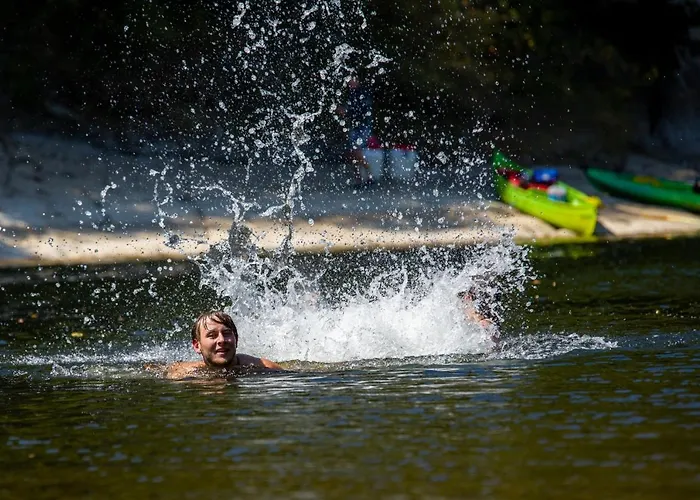 Le Bon Chemin Stockholm Sainte-Nathalène