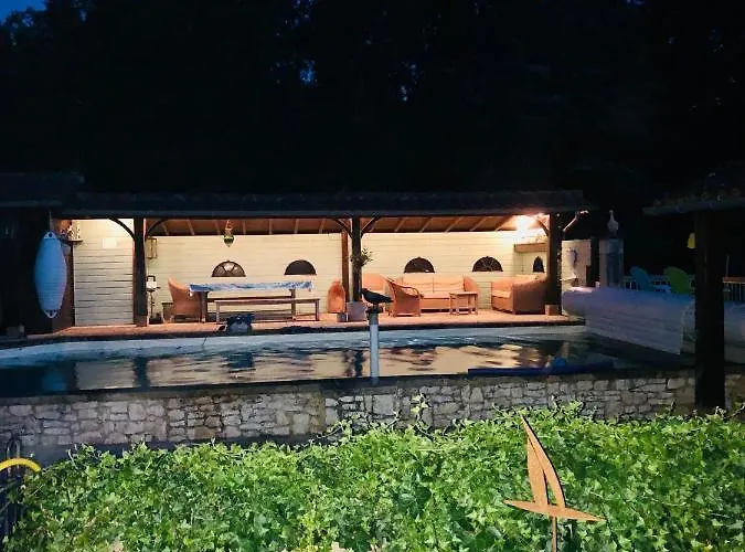 Le Bon Chemin Stockholm Casa de Férias *