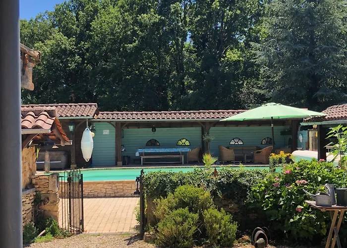 Le Bon Chemin Stockholm * Sainte-Nathalène